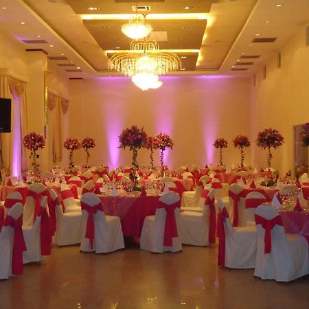 Hotel Emperador Ambato Kültér fotó