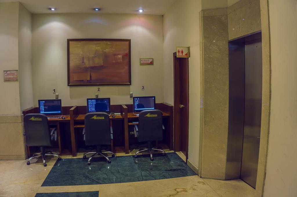 Hotel Emperador Ambato Kültér fotó