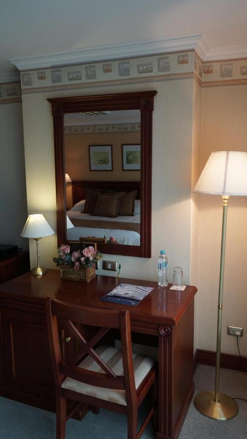 Hotel Emperador Ambato Kültér fotó